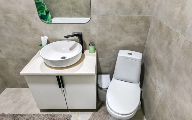 Odnokomnatnyie Vozle Han-Shatyira I Blok Apartments