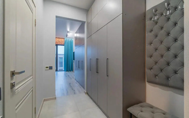Studiya Na Naberezhnoy Makarova, 58 Flat