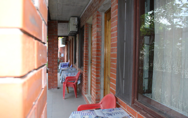 Shelkovitsa Guest House