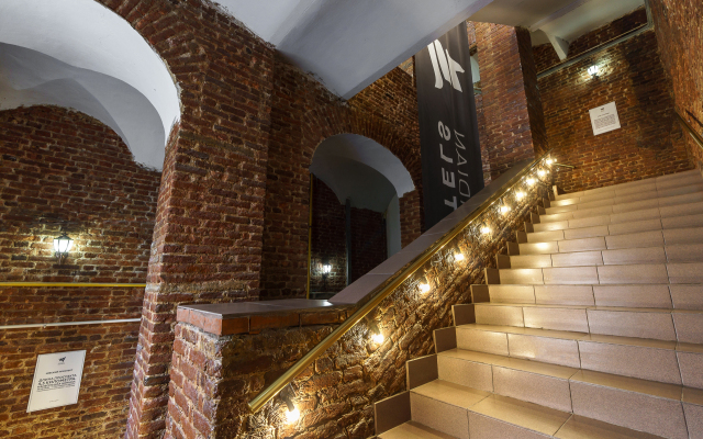 Отель Меридиан