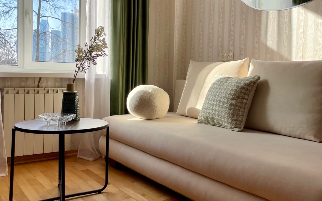 U Metro 1905 Goda Apartments