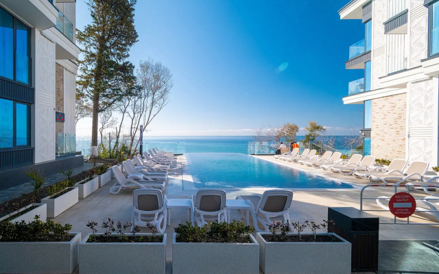 Duplex S Vidom Na More I Basseyn Apartments