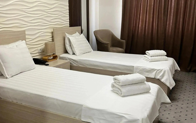 Orzu Tur Grand Hotel
