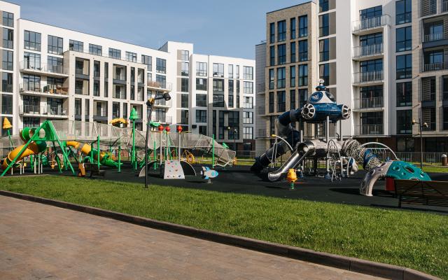 Sunny Day Apartments