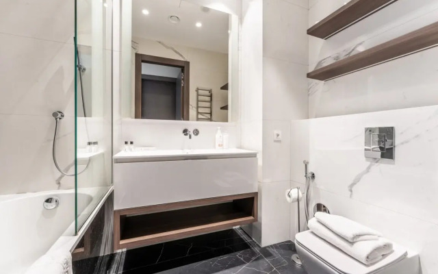 Апартамент на 63 этаже с видом на башни