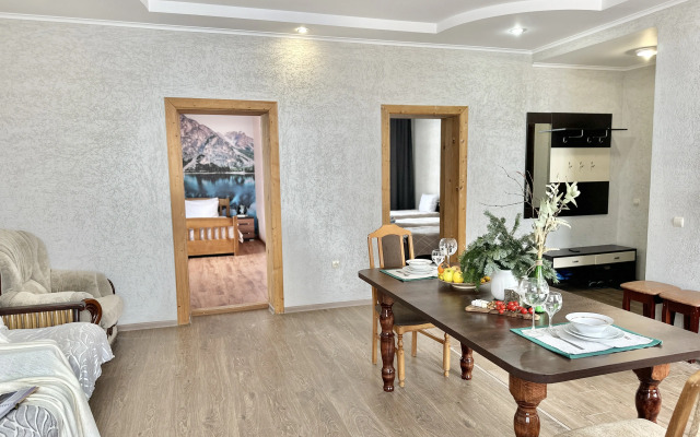 Квартира ArtHouse Dombay 10