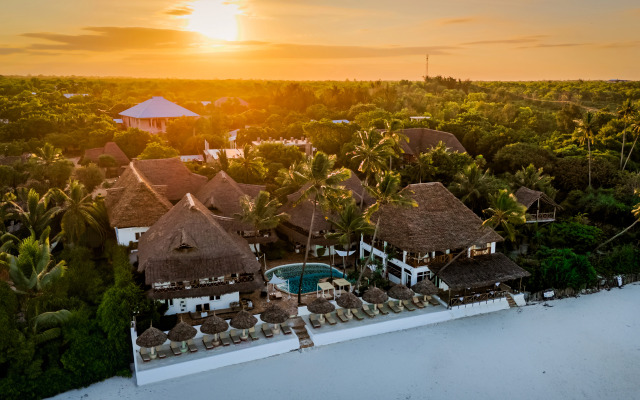 Отель AHG Dream's Bay Beach - Adults Only