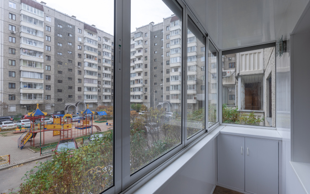 Pyat Zvezd Chetyrekhkomnatnaya S Dzhakuzi Flat