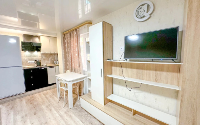 Na Ruzheynoy 1 Apartments