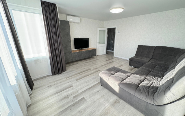 Na Ulitse Tikhiy Proyezd 6 Flat