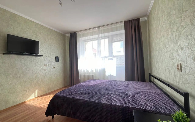 Na Ulitse 50 Let Oktyabrya 74 Flat