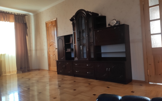 Частный дом на Крутой