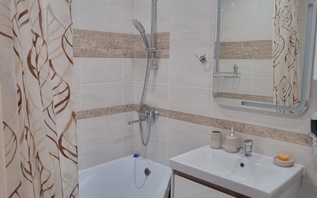 Апартаменты на 60 лет Октября 13