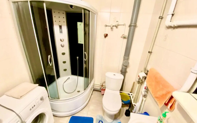 Квартира Уютная 1-комнатная с балконом у метро Международная