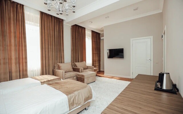 Tsitadel Hotel