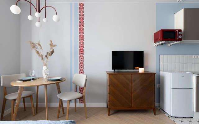 Дизайнерская квартира студия 4flats A LA RUS в ЖК Галактика Премиум — стиль и комфорт у центра Санкт-Петербурга