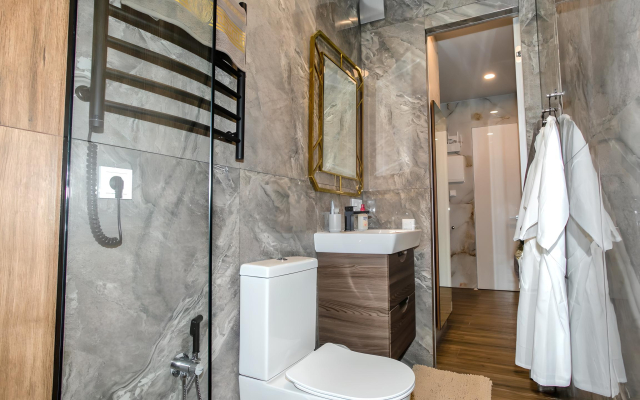 V centre Sochi 10 minut do morya AK Arhitektor chetirehmestnie komfort modern Apartaments