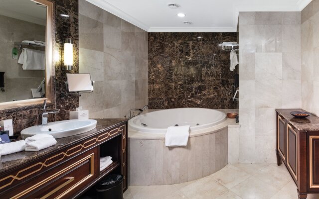 Crowne Plaza Hotel Istanbul - Asia by IHG