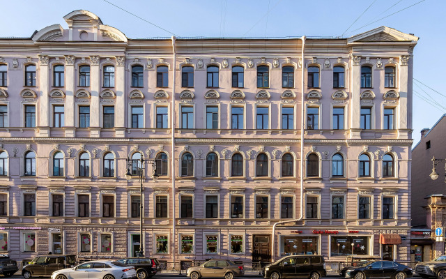 Квартира Просторная студия у Площади Восстания