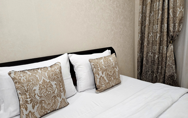 Apartamenty na ulıce Adelya Kutuya Flat