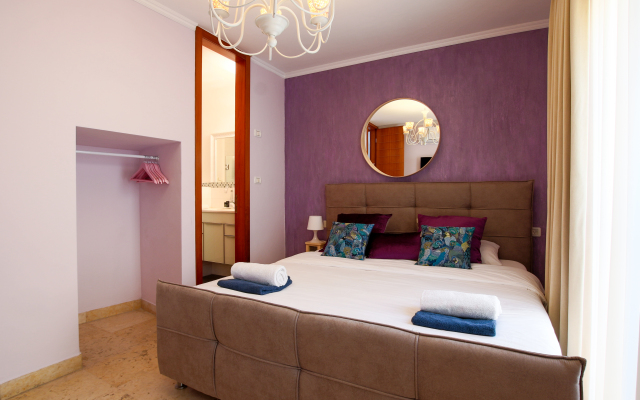 Penthouse & Jacuzzi In Neve Tzedek By Feelhome Apartments
