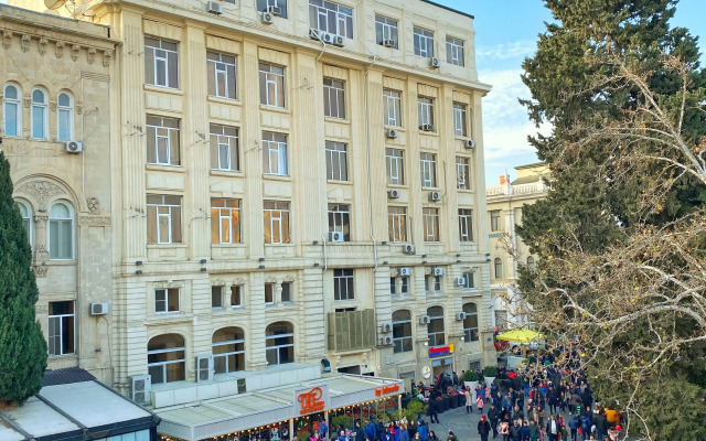 Center  Baku