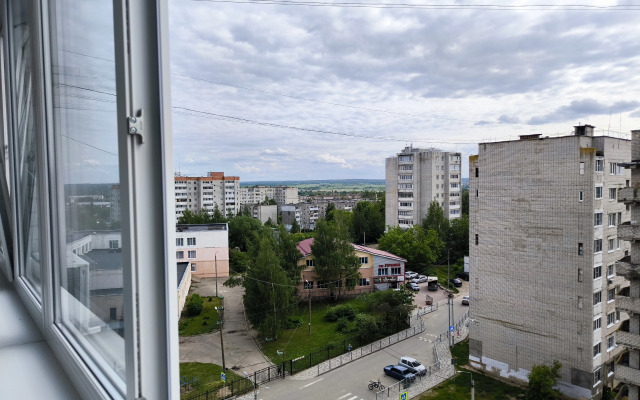 Semeynaya 2-h Komnatnaya Flat