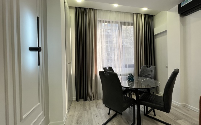 Cozy Apt 3 City Center Apartment