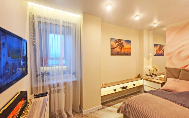Kvartira Uutnye sovremennye apartamenty radom s centrom