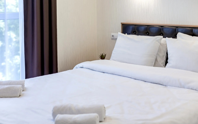 Апартаменты Гортензия Ирины Савельевой в парке с видом на горы