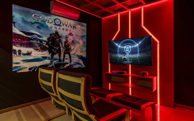 Hotel Elysian Airport