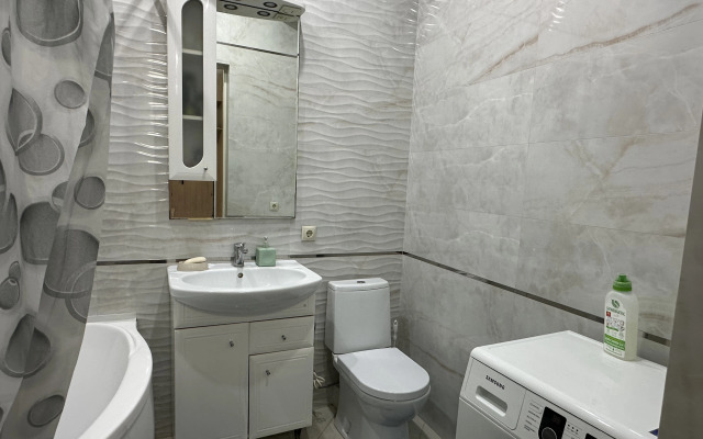 05 Aparts Na Pervoy Beregovoy Linii Flat