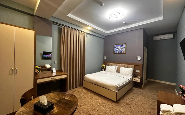 Royal Meridien Hotel