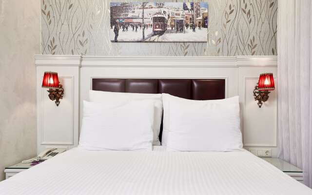 Albinas Hotel Old City