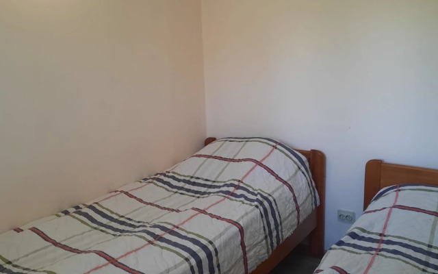 Частный дом с видом на парк санатория