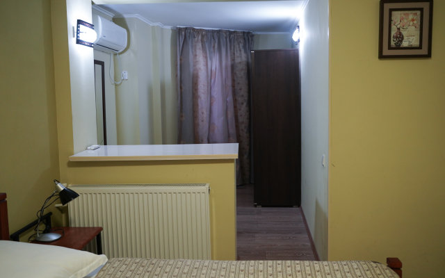 Гостевой Дом Red Fox Guesthouse