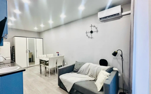 Квартира уютная у озера в тени соснового парка