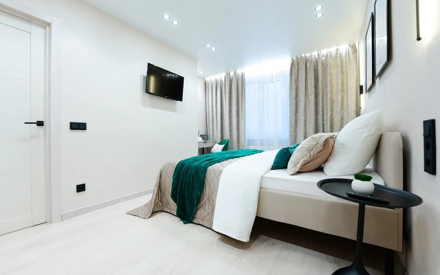 Pyat Zvyozd Kvartira S Konditsionerom V Novom Zhk Apartments