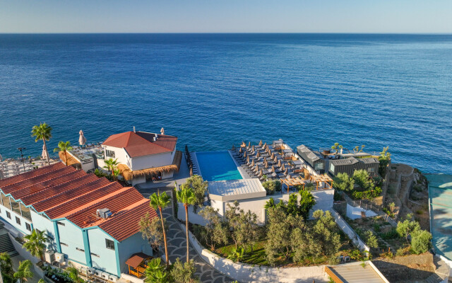 Ada Port Hotel - Adults Only