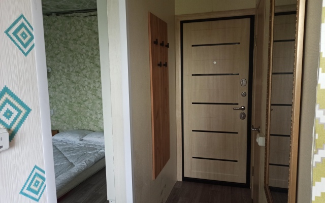 V Paratunke Ryadom Bassejn Flat
