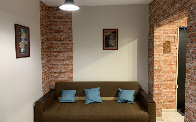 Dobry Lev Flat