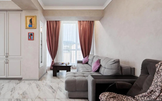 Квартира на Коллективной улице 11