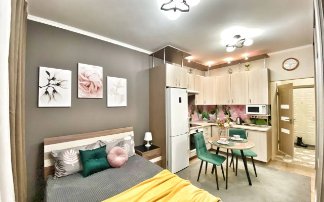 Квартира Студия на Александра Усольцева 15