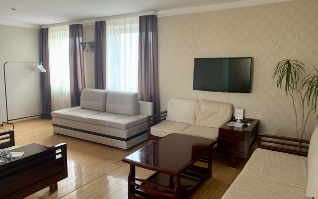 Verhnie Pechory Guest House