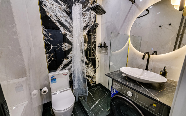 Dizaynerskaya Studiya V Zhk Headliner Apartments