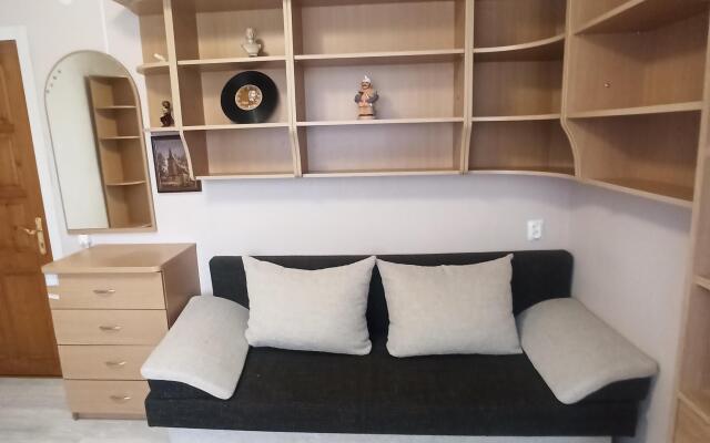 Апартаменты в Высотке на Московском 12