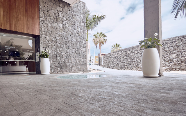 Hotel Baobab Suites