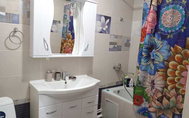 Квартира уютная в тихом районе на Аэродромной 102А от Горницы