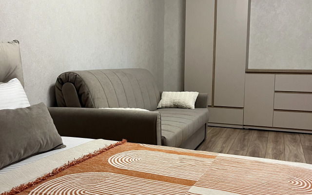 Relax-Apart Sakhara Flat