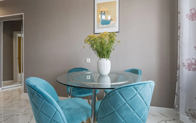 Апартаменты однокомнатные на ул.Бурнаковской 81, м.Сова-Дом